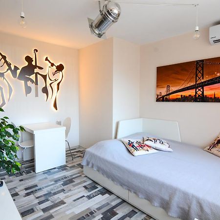 Jazzy Sofia Downtown Apartment Екстер'єр фото