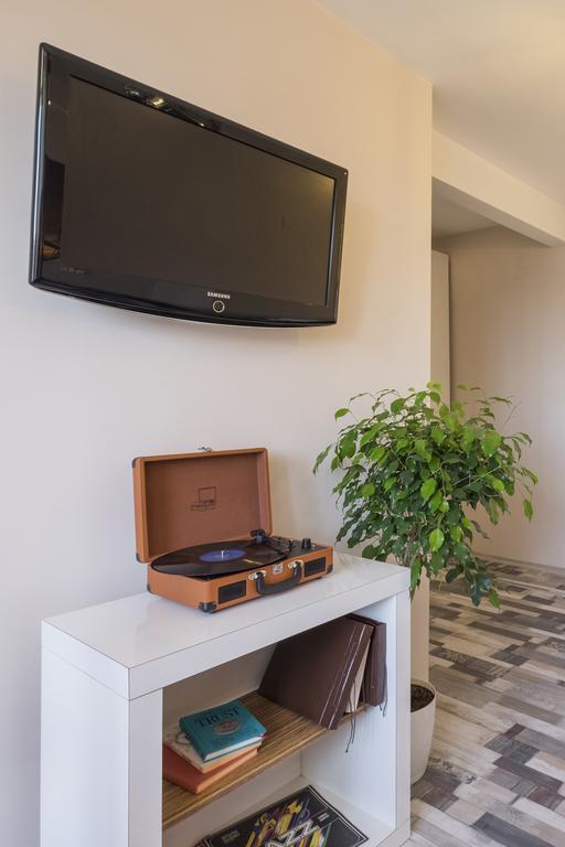 Jazzy Sofia Downtown Apartment Екстер'єр фото