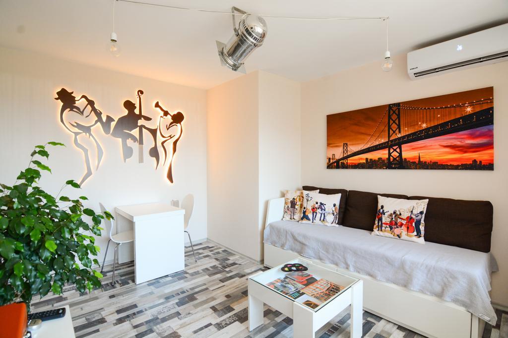 Jazzy Sofia Downtown Apartment Екстер'єр фото