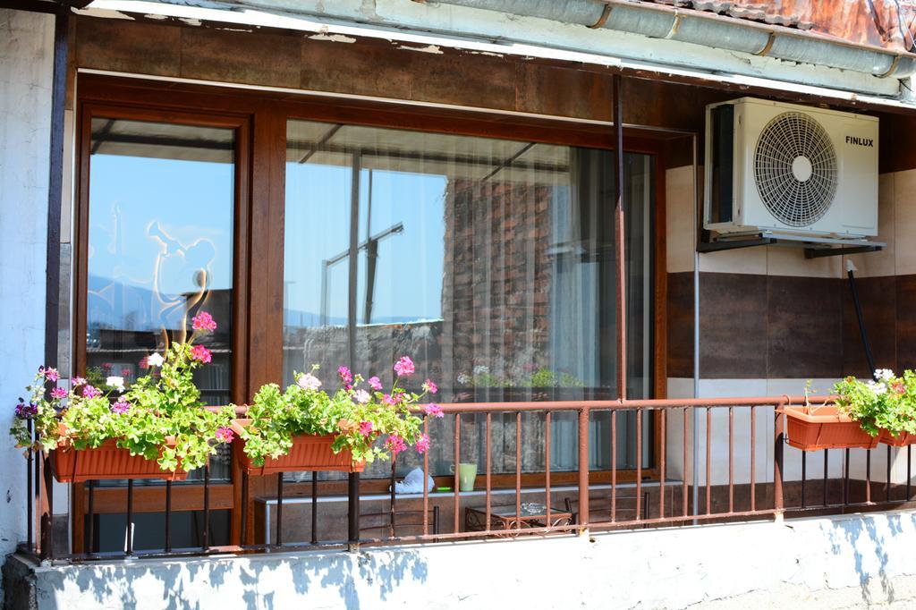 Jazzy Sofia Downtown Apartment Екстер'єр фото